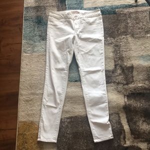 American Eagle White Jeans Size 6 Super Stretch X